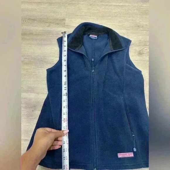 Vineyard Vines Women's blue fleece zip front vest small - Picture 3 of 6